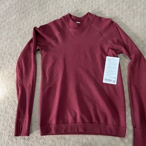 Lululemon Keep the Heat shirt